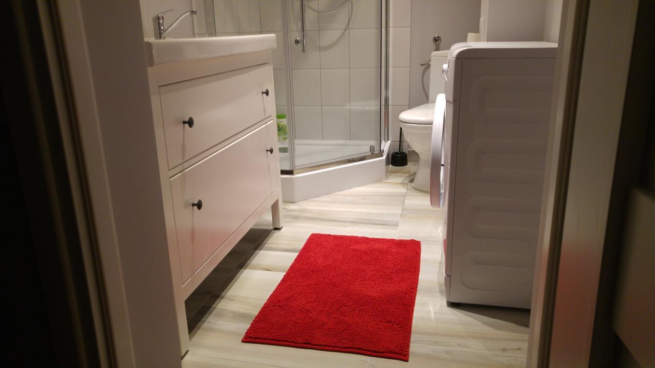 Rent0Nline Niepodleglosci Rooms Metro Varsovia Exterior foto