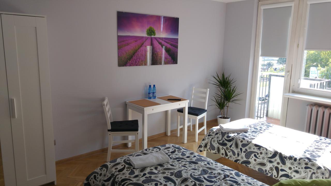 Rent0Nline Niepodleglosci Rooms Metro Varsovia Exterior foto